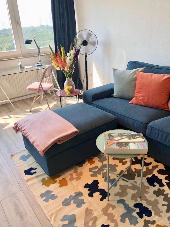Grosses Appartement Mit Aussichtsbalkon Ludwigsburg Zewnętrze zdjęcie